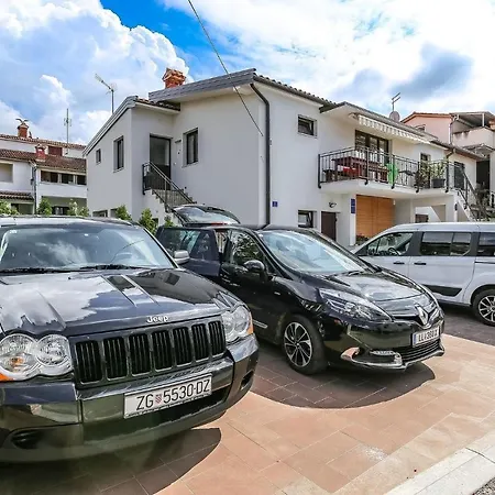 In Porec/istrien 34407 شقة بوريتش